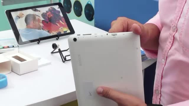 Cum arata tableta cu fotografie in loc de ecran. Noile "chinezarii" ale toamnei, sambata, 10:00, la iLikeIT