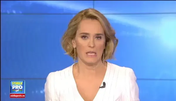 Fetita de 8 ani, spulberata de un TIR in judetul Buzau. Copila abia ce coborase din microbuzul scolar ce o ducea zilnic acasa