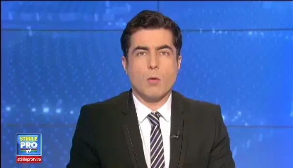 Radiografia, o tortura pentru bebelusi in Chisinau. Copiii sunt legati cu centuri si agatati de o bucata de metal