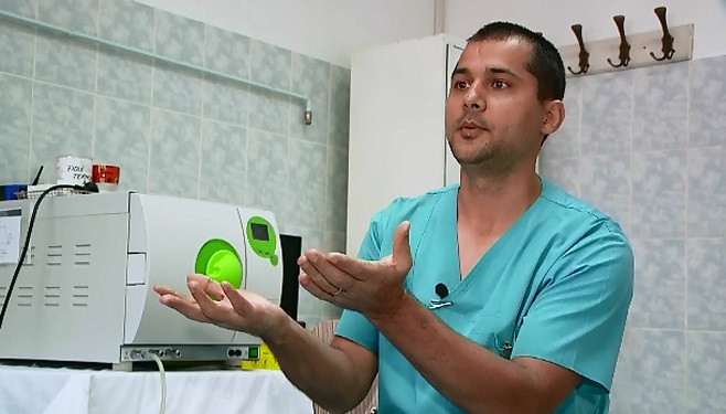 Povestea medicului din Cluj, abandonat la nastere si plasat dintr-un centru in altul, care azi e model pentru toti orfanii