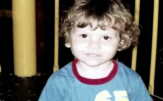 Cazul Ionuț Anghel, folosit de primării pentru a face afaceri ilegale. Tatăl: Pedeapsa ar fi să rezolve problema