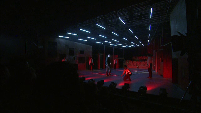 Românul care a rescris teatrul de avangardă din America. “Fac teatru pentru speranță”