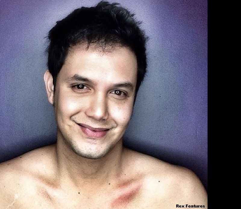 Pasiunea acestui barbat i-a adus sute de mii de fani pe Instagram. Cum arata dupa ce se machiaza