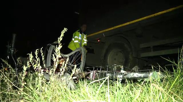 A venit in tara sa-si viziteze iubita si tatal, dar a fost ucis de un TIR inainte sa-si vada parintele