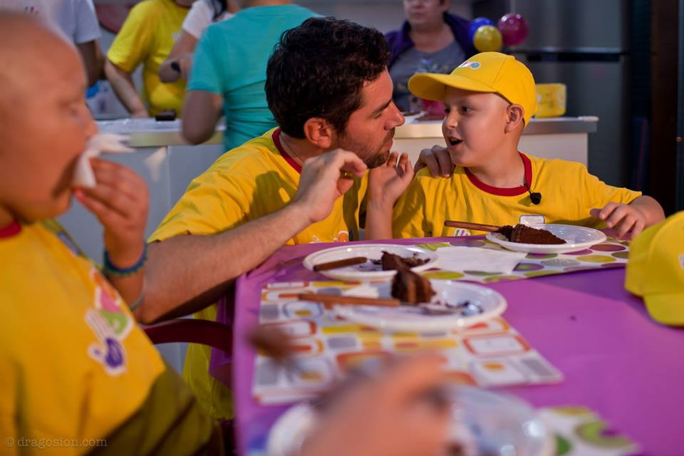 Duminica, la "Romania, te iubesc!": Tabara MagiCamp, locul care aduce zambetul pe fata unor suflete cu o soarta prea grea