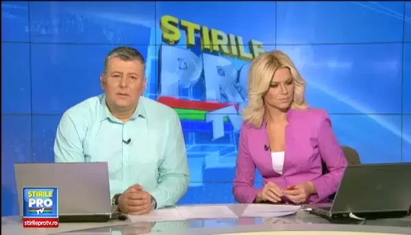 Cursa de masini la o nunta din Rusia incheiata cu un carambol. Toti nuntasii implicati in accident si mirii au fost raniti