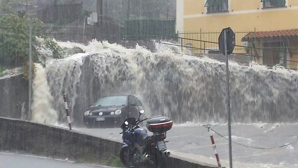 Inundatii in Genova
