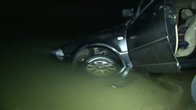 Un barbat a murit dupa ce a ajuns cu masina intr-un canal al Dunarii. Ultimul telefon l-a dat in timp ce se scufunda