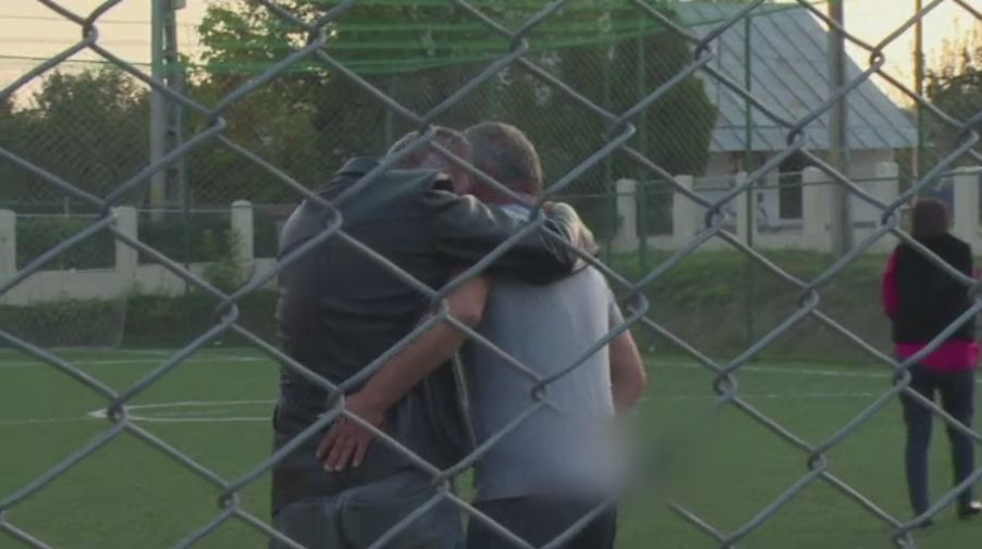 A cazut din picioare la o "miuta", sub privirile prietenilor, si nu s-a mai ridicat. Rezultatele necropsiei