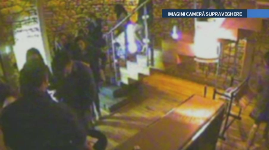 IMAGINI CAMERA DE SUPRAVEGHERE. Metoda prin care un grup de tineri din Cluj au vrut sa scape de nota de plata dintr-un club