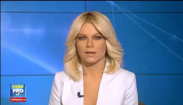 MASTERCHEF, SEZONUL 5. Soare, nisip, vant si oboseala: concurentii au gatit in conditii extreme la malul marii