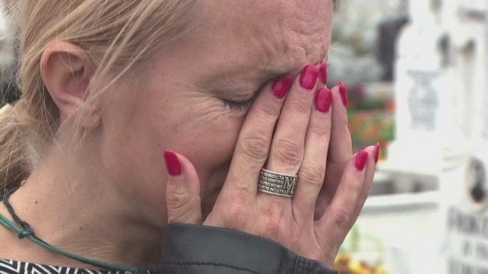 Adolescenta care a murit intr-un accident rutier in Brasov a fost inmormantata. Familia ei cere pedepsirea vinovatilor