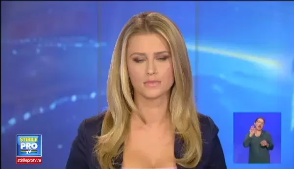 Un incendiu de proportii a izbucnit la un depozit de mobilier din Mures. Lupta cu flacarile a durat mai bine de 12 ore