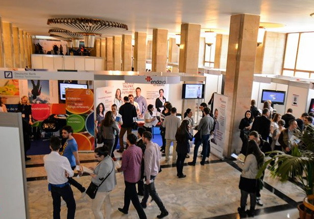 Metoda prin care 400 de mii de tineri din Romania pot accesa fonduri de 470 de milioane de euro, bani europeni