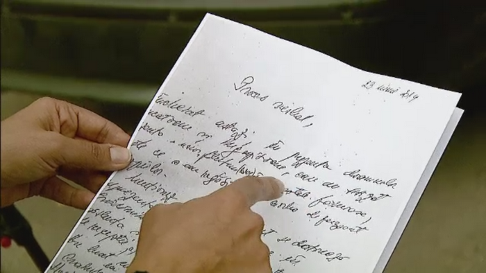 Gradinita din Bucuresti la care copiii primeau mancare cu viermi si fluturi. Parintii au dovada scrisa si semnata