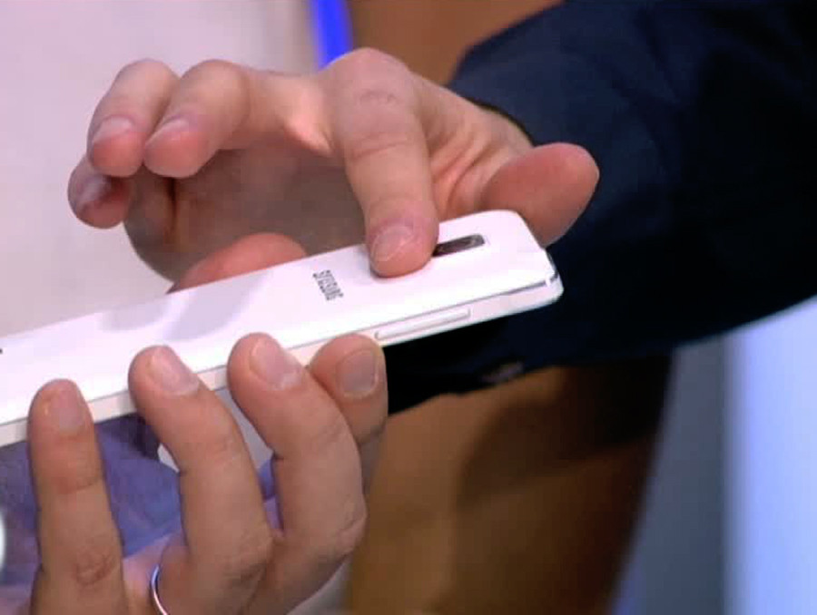 iLikeIT. Telefonul care iti spune cat de stresat esti. Comparatie intre cele mai bune phableturi de pe piata