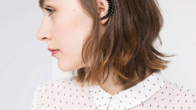 Dupa Zara, si Mango. Brandul de moda e in centrul unui scandal din cauza unei camasi cu imprimeu "nazist"