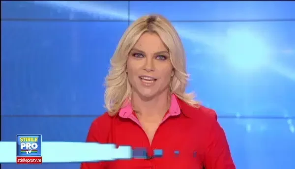 Microfonistii de la ProFM, Nono si Cabral, au facut emisiunea, in premiera, din autobuzul turistic al Bucurestiului