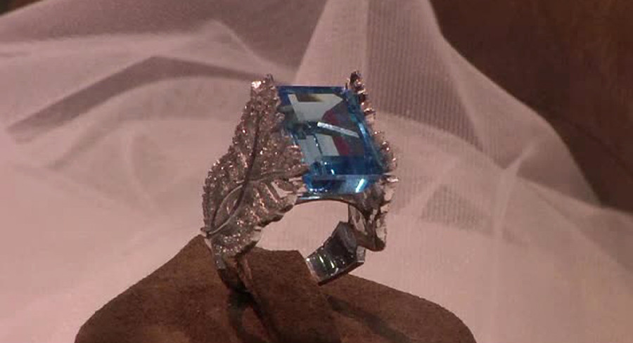 inel cu piatra pretioasa