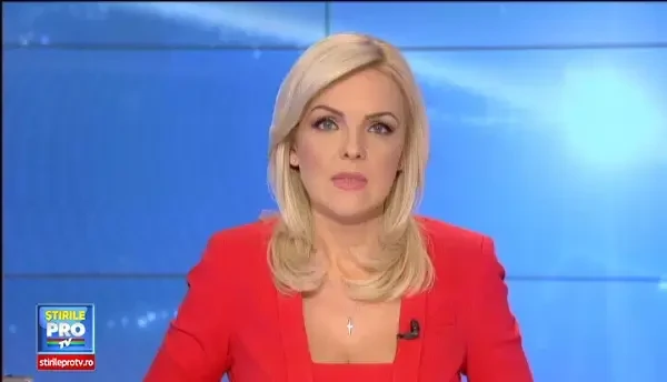 Un incendiu pe care nici apa nu-l poate stinge a izbucnit in judetul Brasov. Cum au reusit pompierii sa-l invinga dupa 10 ore