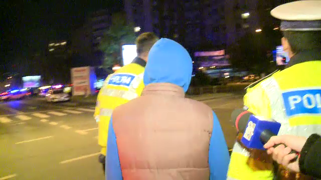 Trei femei au ajuns la spital, in Bucuresti, dupa ce un sofer a trecut pe rosu si a izbit masina in care se aflau