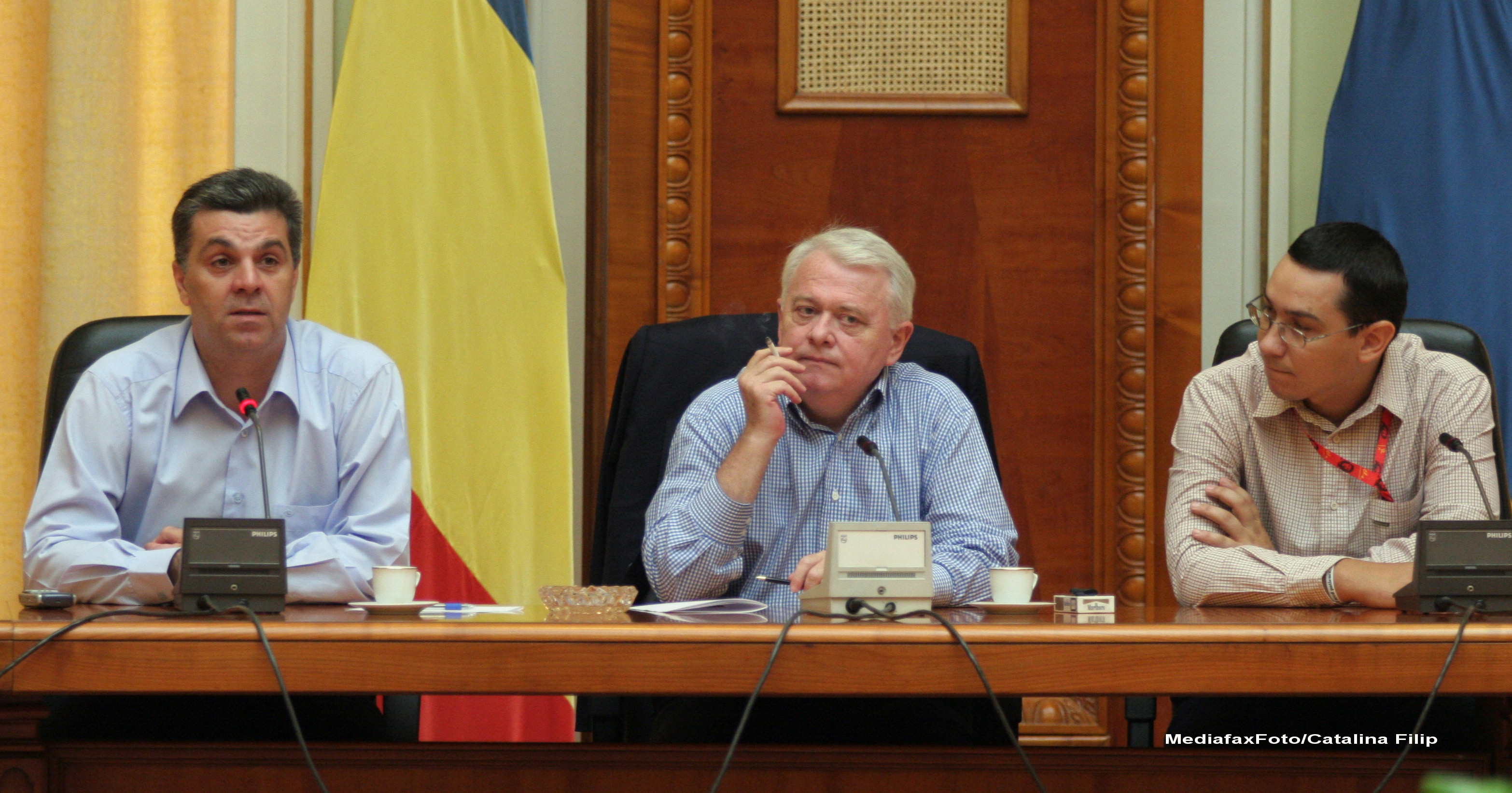 Reactiile liderilor PSD, dupa cazul Sova-Hrebenciuc de la DNA. Ce au declarat Victor Ponta, Ilie Sarbu si Valeriu Zgonea