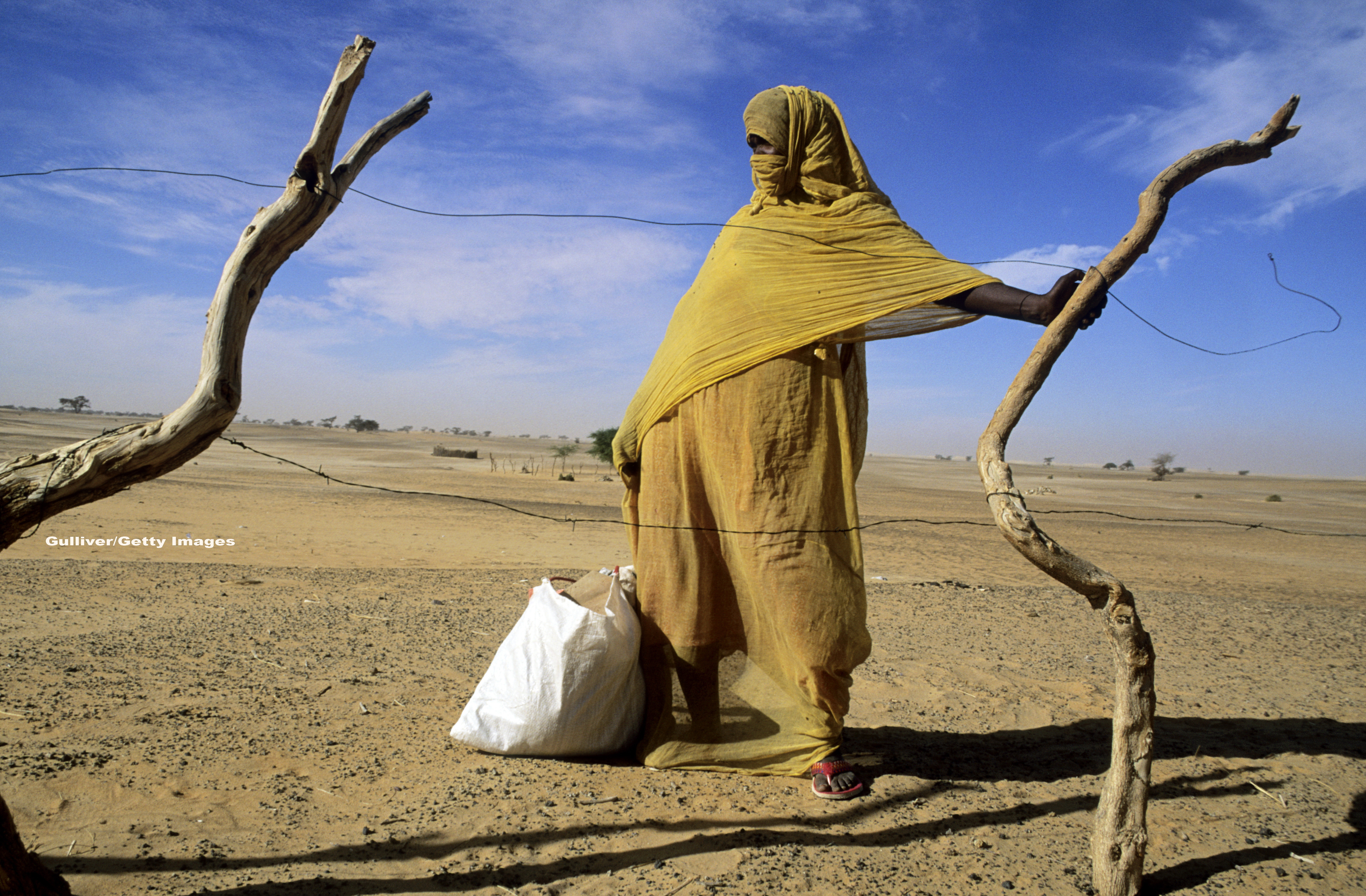 O tanara de 15 ani a fost eliberata din SCLAVIE, doar ca sa poata fi acuzata de adulter: "Suntem socati si ingroziti"