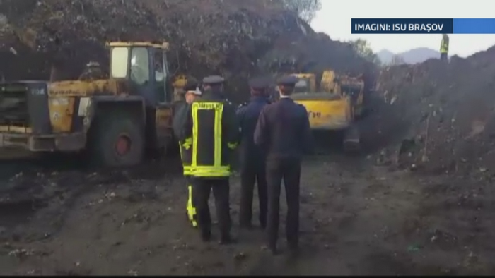 Muncitorul din Brasov, prins sub un mal de pamant, a fost gasit mort dupa 9 ore de cautari. Era prima lui zi de munca