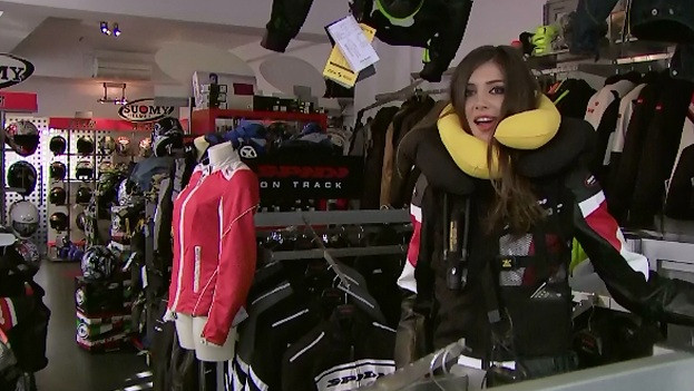 15% dintre accidentele din Romania implica motociclisti. Ce cuprinde echipamentul de siguranta care le poate salva viata