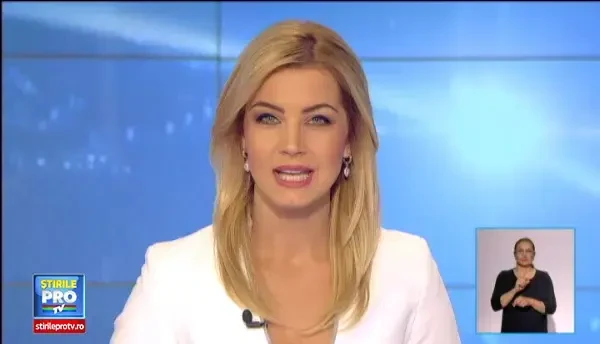 Mii de oameni au indurat vantul taios si frigul, ca sa se inchine la moastele Sfantului Dimitrie: Mi s-a invinetit degetul