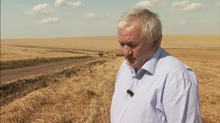 De la terenul de fotbal la cel semanat cu grau. Adrian Porumboiu si-a facut un IMPERIU in cea mai saraca zona a Romaniei