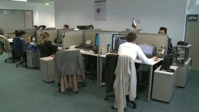 Sumele sunt foarte mari: Cat castiga pe an un informatician din Romania! VIDEO