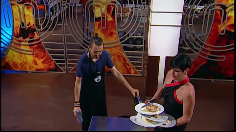 MASTERCHEF, SEZONUL 5. Pieptul de pui umplut le-a dat mari batai de cap concurentilor. Chef Patrizia a aruncat cinci farfurii