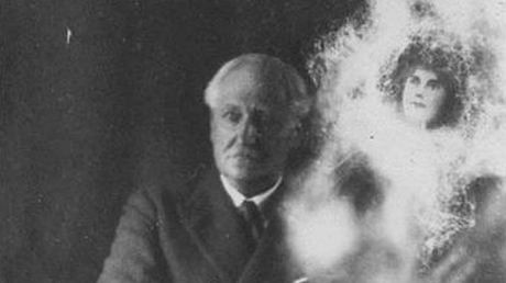 stafie, sedinta de spiritism