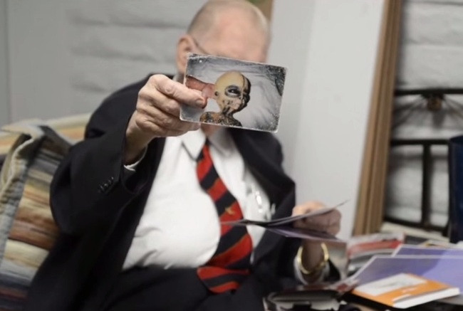 Confesiunea unui om de stiinta, pe patul de moarte: Extraterestrii exista pe Terra si sunt prietenosi. Ce ar ascunde SUA