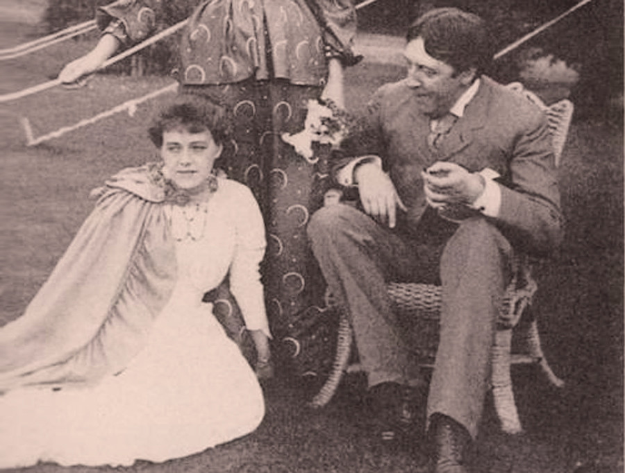 A fost 15 ani sotia unui celebru scriitor pe care il atrageau doar barbatii. Motivul pentru care l-a iubit pana la moarte