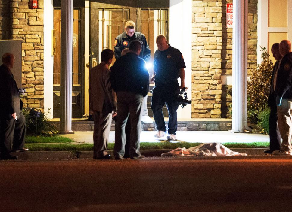 Corpul unei femei decapitate a fost tarat prin New York. Trecatorii au crezut ca e o farsa de Halloween