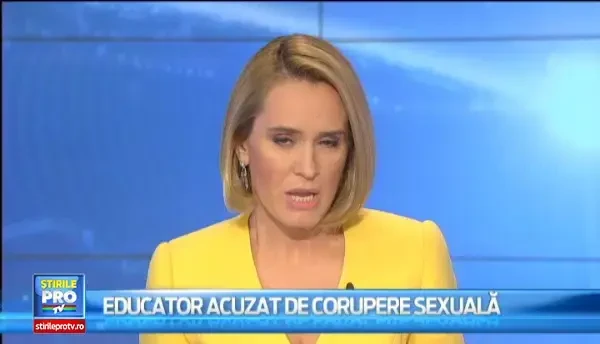 Educatoarele care isi dadeau sfaturi pe Facebook despre cum se snopesc orfanii