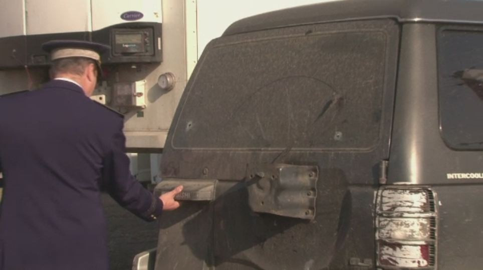 Scene ca in filmele de actiune la granita cu Ucraina din Suceava. Un presupus contrabandist a fost impuscat de politisti