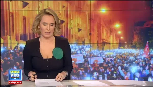 Viktor Orban da inapoi. Dupa protestele a zeci de mii de oameni, a anuntat ca retrage proiectul privind taxa pe Internet