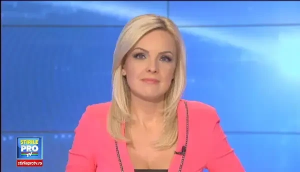 Sase mii de oameni au asistat la concertul lui James Blunt din Cluj. Artistul a fost purtat pe brate de fani