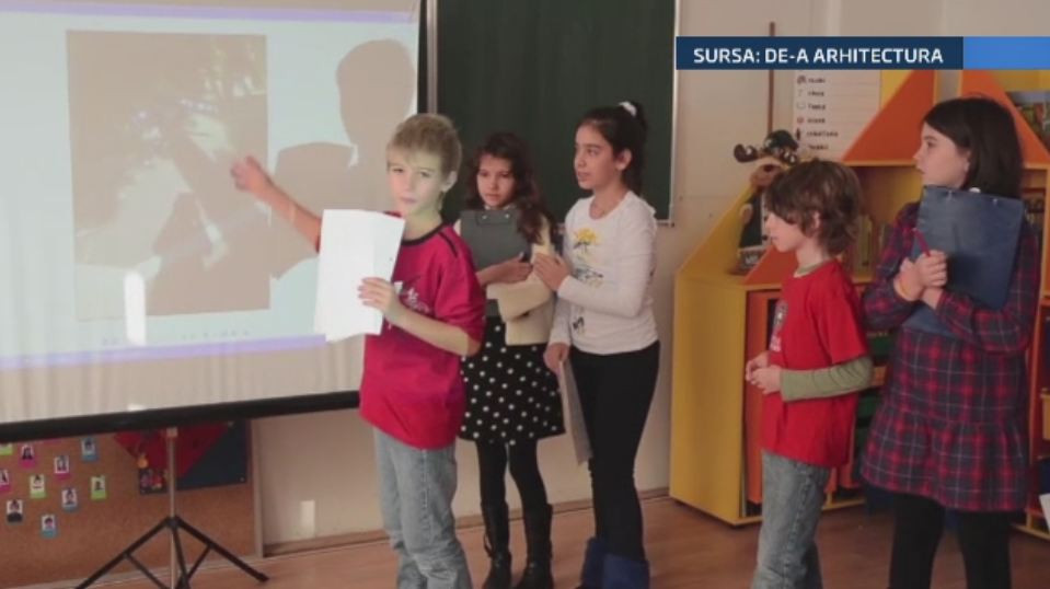 Povestea arhitectelor decise sa schimbe sistemul educational. Ii invata pe copii sa fie constienti de mediul inconjurator