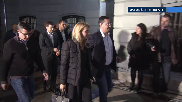 Liderii PSD au asteptat exit-poll-urile departe de presa. Ce s-a intamplat in culise la sediul de campanie