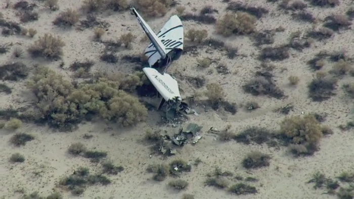 Semne de intrebare privind siguranta programului Virgin Galactic. Ancheta in cazul navetei prabusite vineri