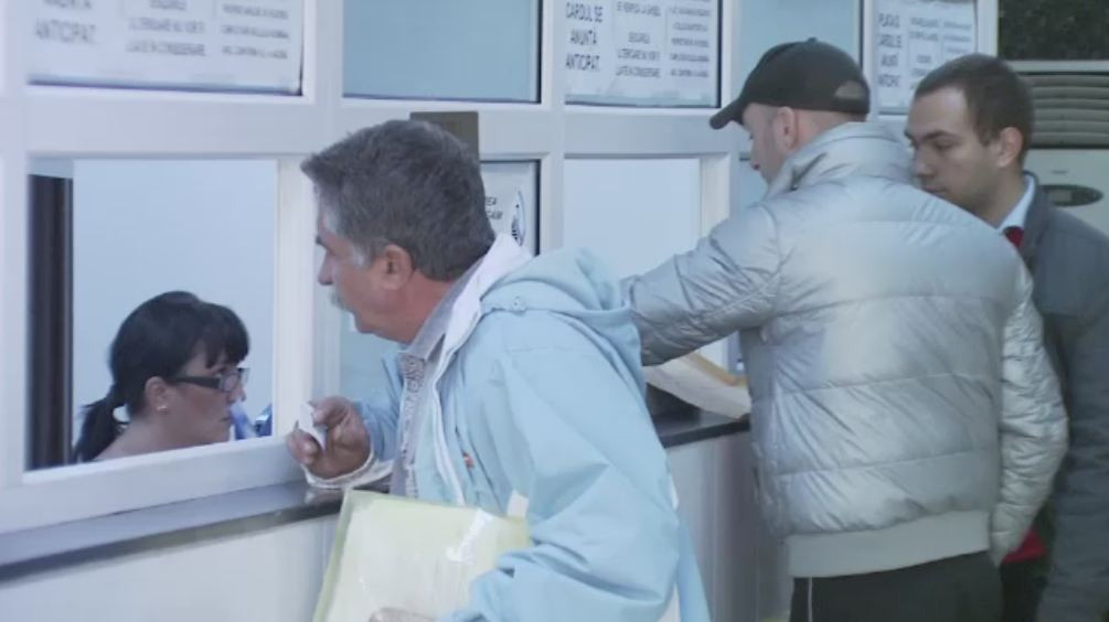 Procedura prin care statul te lasa fara bani in cont, daca nu achiti la timp taxele si impozitele locale. Ce trebuie sa stii