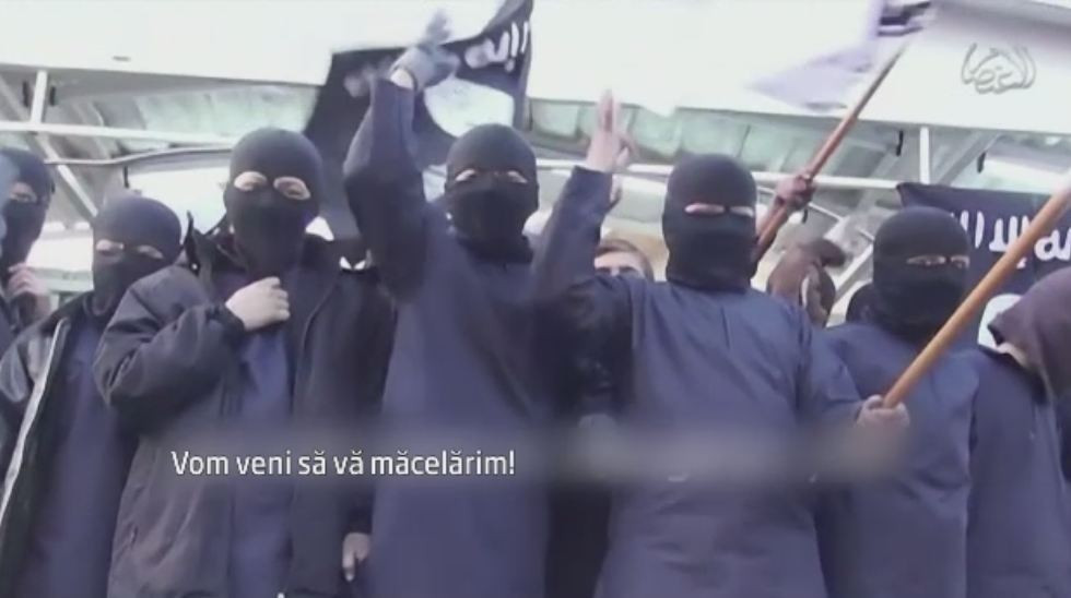 Reportaj CNN. Imaginile care arata cum isi indoctrineaza Statul Islamic copiii: "Vom veni sa va macelarim!"