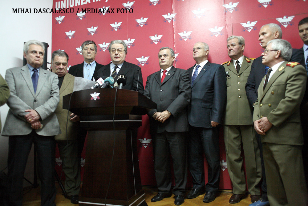 Vadim il sustine pe Victor Ponta in turul II prin intermediul UNPR. Cu doua zile inainte il acuza de "Bombonita Cronica"