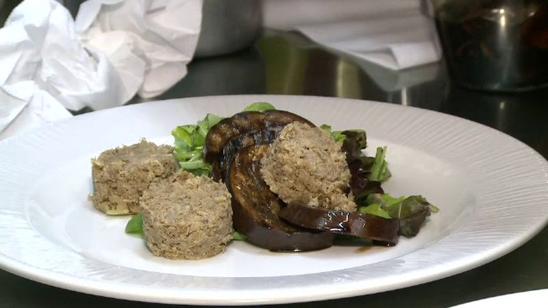 Foie Gras-ul romanesc a intrat in meniurile bucatarilor. Cati bani se scot din afacerea cu rate indopate