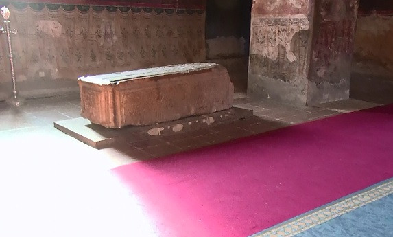 Descoperire istorica fara precedent la Curtea de Arges. Cine este inmormantat in realitate in mormantul lui Vlaicu Voda