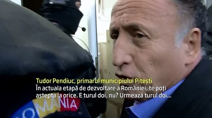 PSD-istul Teodor Pendiuc, primarul orasului Pitesti, si fiica acestuia, retinuti de procurorii DNA. Prejudiciul: 1 milion €